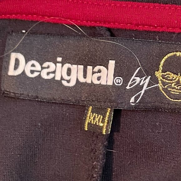 Short sleeved Shift Dress - Picture 6 of 6